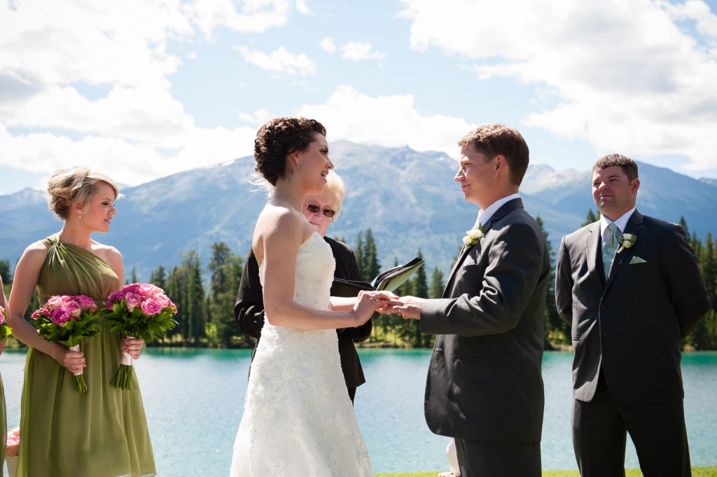 Outdoor wedding ceremony Jasper