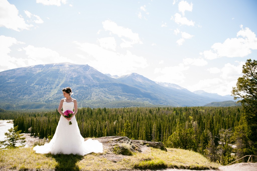 Outdoor wedding photos Jasper