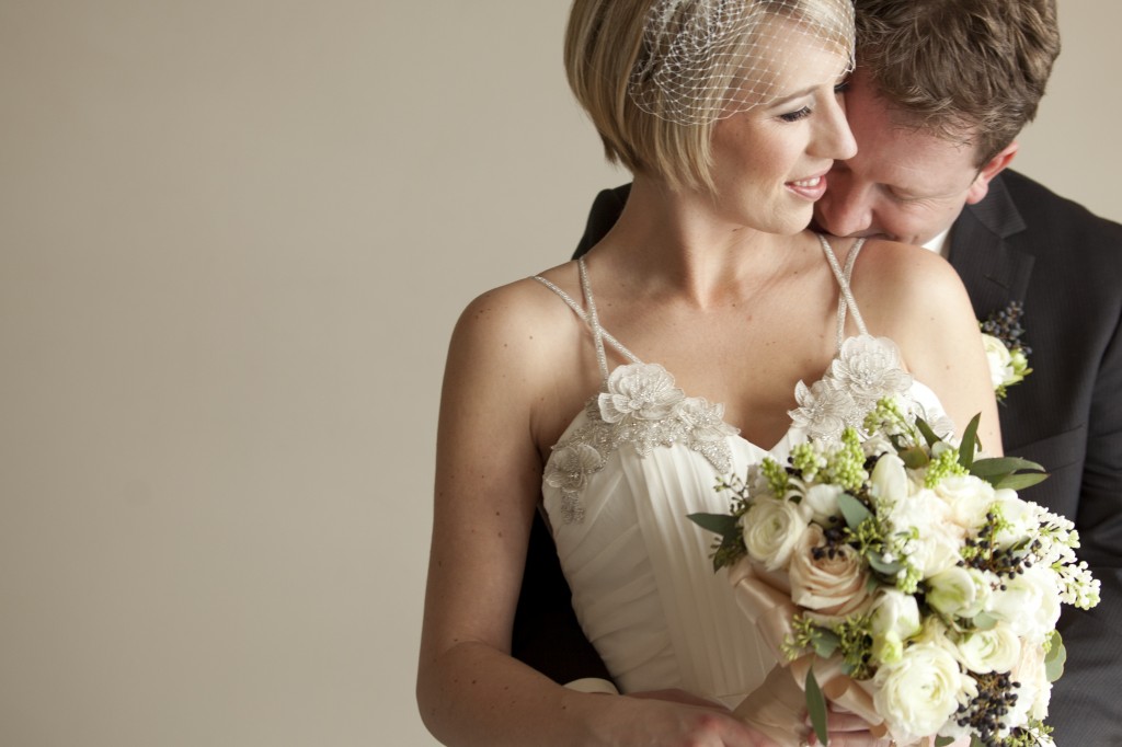 Cute Bride and Groom Photos 