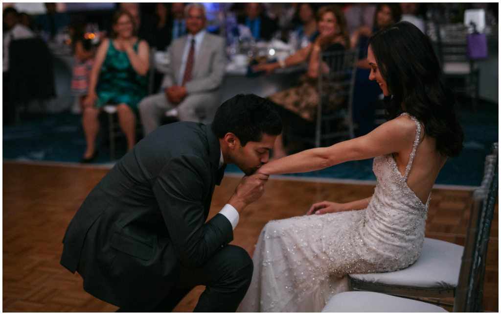 Surprise Groomsmen dance wedding