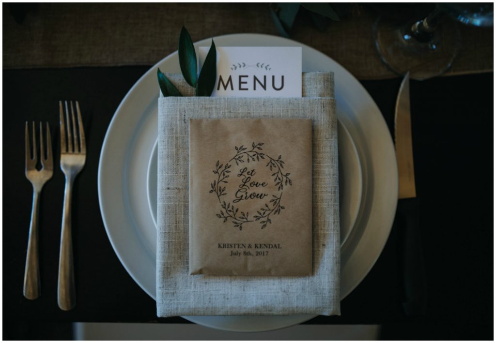 Greenery in Pocket Fold with Menu