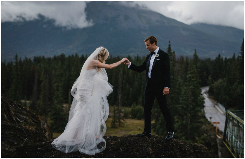 Rainy Summer Jasper Weddings