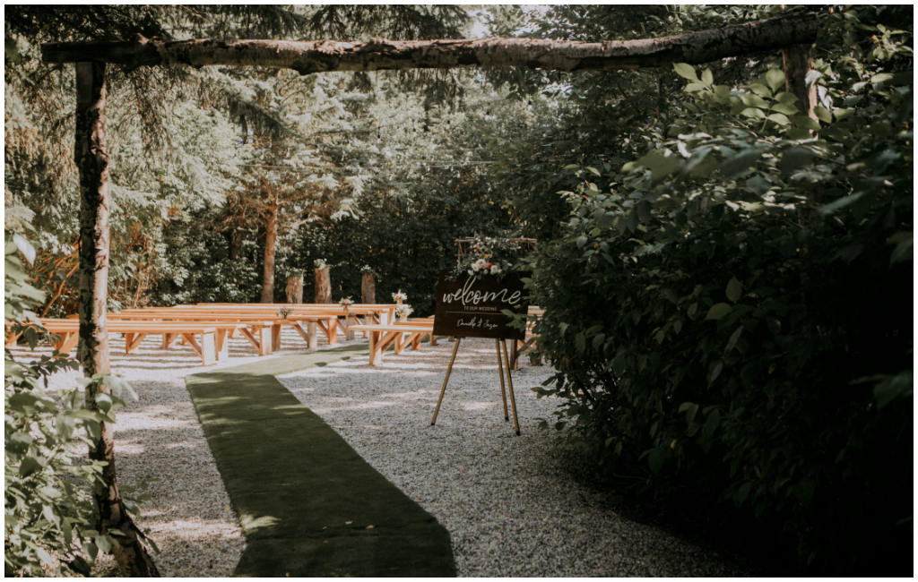 whitewood barn wedding ceremony venue